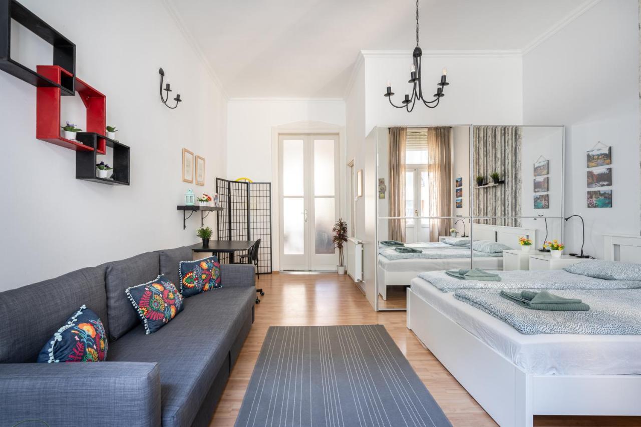 K10 - Kazinczy Street Heritage Suite - Best Location By Bqa Budapest Kültér fotó